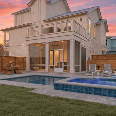 30A Southern Sugar by AvantStay | Sleeps 26 | Pool + Hot Tub + Game Room + Golf Cart + Bikes