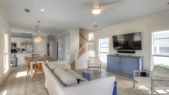 Holiday House by AvantStay | Oceanview, Steps to Beach